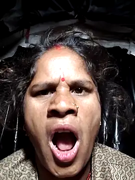 Snapshot of Hot_kiran4 chatting on 02/16/26, 12:40 Hot kiran4 online show from 02/16/26, 12:40