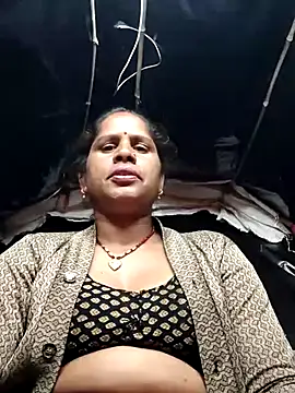 Snapshot of Hot_kiran4 chatting on 02/19/26, 09:49 Hot kiran4 online show from 02/19/26, 09:49