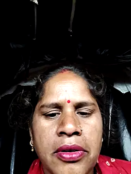 Snapshot of Hot_kiran4 chatting on 03/02/26, 08:37 Hot kiran4 online show from 03/02/26, 08:37