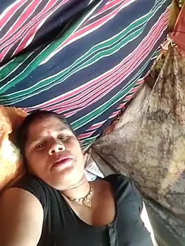 Hot kiran4 online show from 04/18/26, 05:00