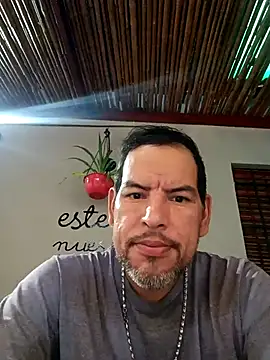 Snapshot of gordorichard chatting on 02/18/26, 10:39 gordorichard online show from 02/18/26, 10:39