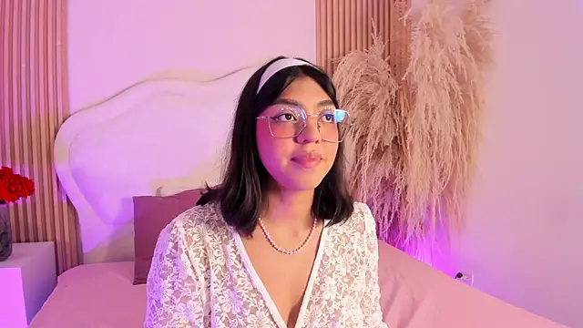 rebeca taylor online show from 02/20/26, 03:36