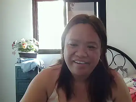 yummychubby29 online show from 05/25/26, 03:23