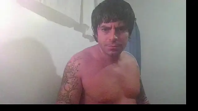 Snapshot of Zekestone chatting on 03/12/26, 03:23 Zekestone online show from 03/12/26, 03:23