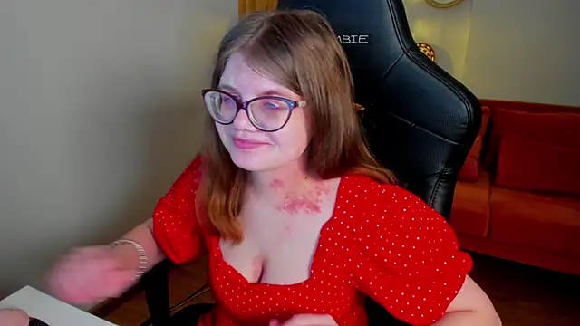 ChloeHalses online show from 03/07/26, 06:05