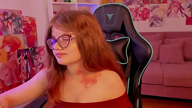 ChloeHalses online show from 03/31/26, 05:08