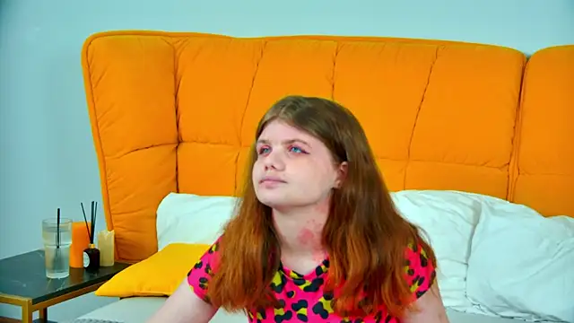 ChloeHalses online show from 05/09/26, 05:07