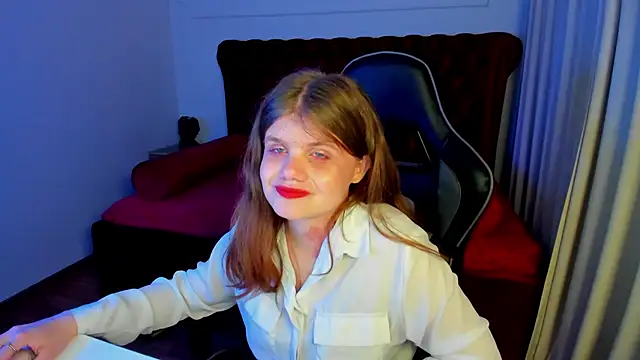 ChloeHalses online show from 05/15/26, 05:09