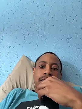 Snapshot of youngsterSA223 chatting on 02/03/26, 09:03 youngsterSA223 online show from 02/03/26, 09:03