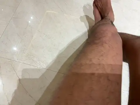 Snapshot of badassmaster42r chatting on 02/14/26, 06:04 badassmaster42r online show from 02/14/26, 06:04