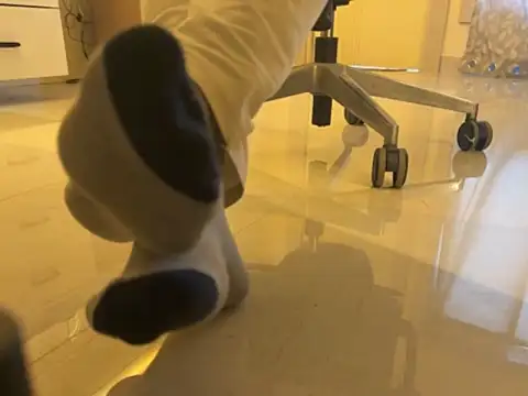 Snapshot of badassmaster42r chatting on 02/15/26, 11:30 badassmaster42r online show from 02/15/26, 11:30