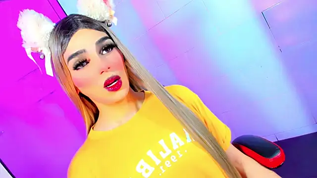 Snapshot of Maddye_Fox chatting on 03/03/26, 07:09 Maddye Fox online show from 03/03/26, 07:09