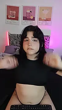 Snapshot of Daniellesins1 chatting on 02/23/26, 04:21 Daniellesins1 online show from 02/23/26, 04:21