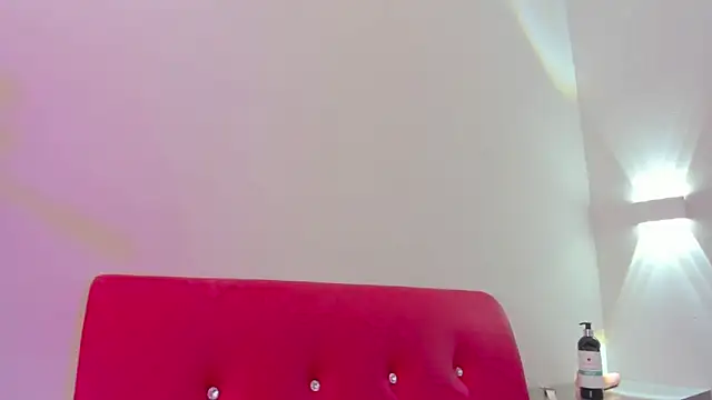 AllanaRosee online show from 05/31/26, 06:20