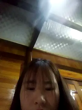 Snapshot of Yui-Ch1682 chatting on 02/13/26, 11:50 Yui-Ch1682 online show from 02/13/26, 11:50