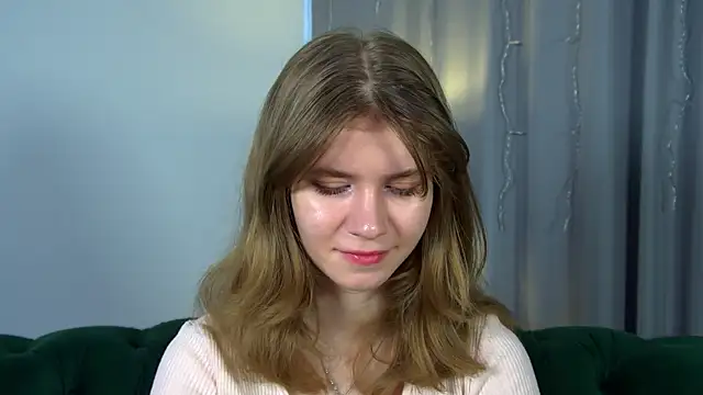 MilaMaelis online show from 04/12/26, 06:29