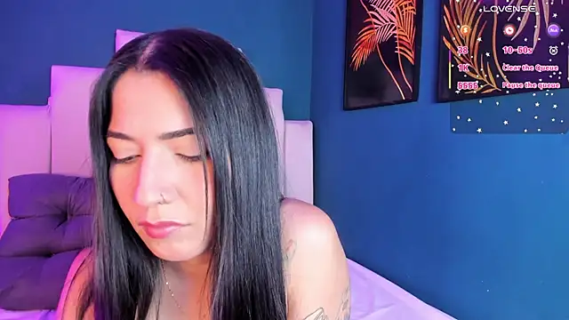 Adrienne   online show from 03/17/26, 09:51