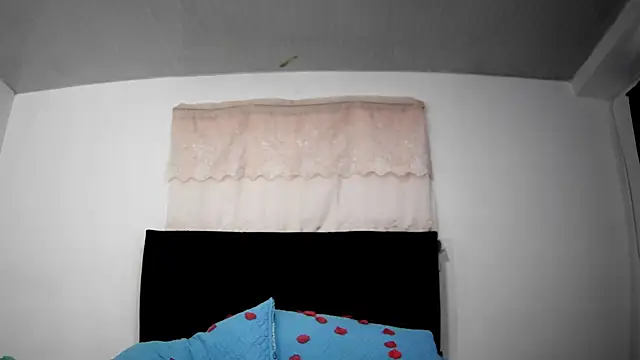 Snapshot of Valeryfox08 chatting on 02/14/26, 02:58 Valeryfox08 online show from 02/14/26, 02:58