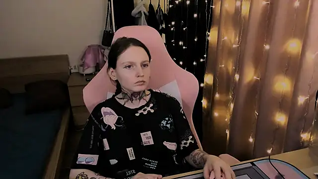 Onyxix online show from 03/14/26, 07:19