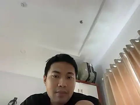 Snapshot of asianvietboy09 chatting on 07/11/26, 05:10 asianvietboy09 online show from 07/11/26, 05:10