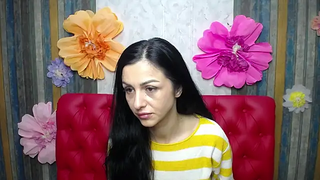 EvaClarkk online show from 04/15/26, 05:14