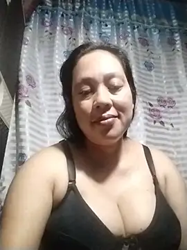 May Bombs online show from 02/08/26, 09:07