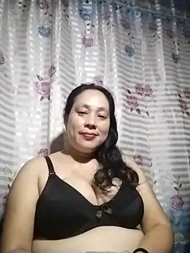 May Bombs online show from 02/12/26, 12:44