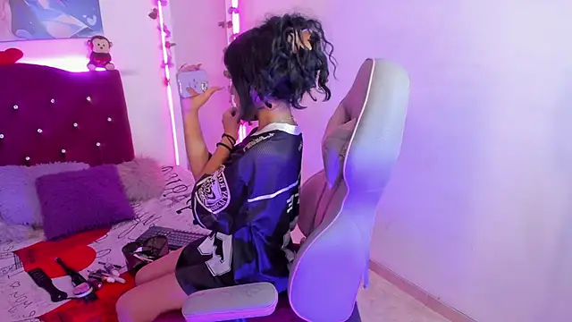 Snapshot of Sweetx__cherry chatting on 04/24/26, 01:13 Sweetx cherry online show from 04/24/26, 01:13