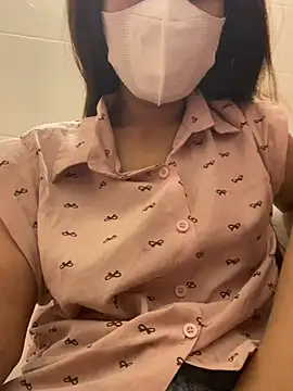 Miu Xinh online show from 05/02/26, 07:08