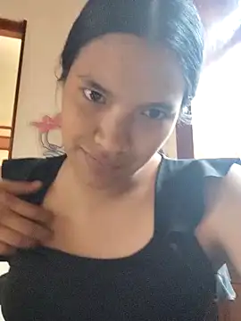 Snapshot of Julieta_Parker chatting on 02/13/26, 03:19 Julieta Parker online show from 02/13/26, 03:19