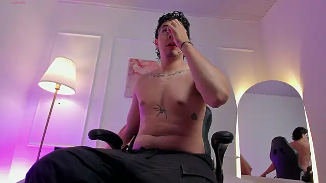 Axel Creed online show from 02/14/26, 05:59