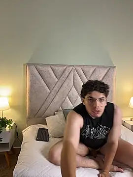 Axel Creed online show from 02/25/26, 02:32