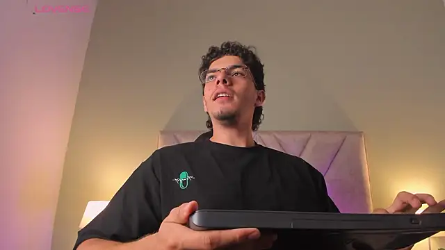 Axel Creed online show from 02/26/26, 02:27