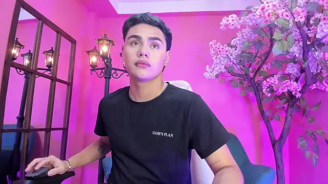 Snapshot of FemNoa chatting on 02/05/26, 11:26 FemNoa online show from 02/05/26, 11:26