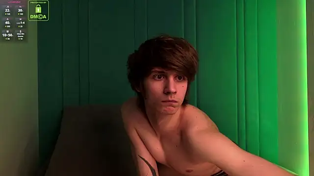 Snapshot of HoogWilder chatting on 02/13/26, 08:27 HoogWilder online show from 02/13/26, 08:27