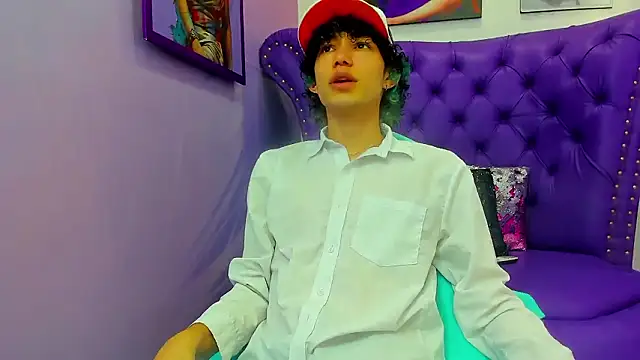 Snapshot of thanier_18 chatting on 02/06/26, 07:17 thanier 18 online show from 02/06/26, 07:17