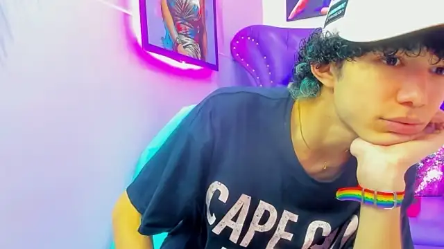 Snapshot of thanier_18 chatting on 02/07/26, 07:50 thanier 18 online show from 02/07/26, 07:50