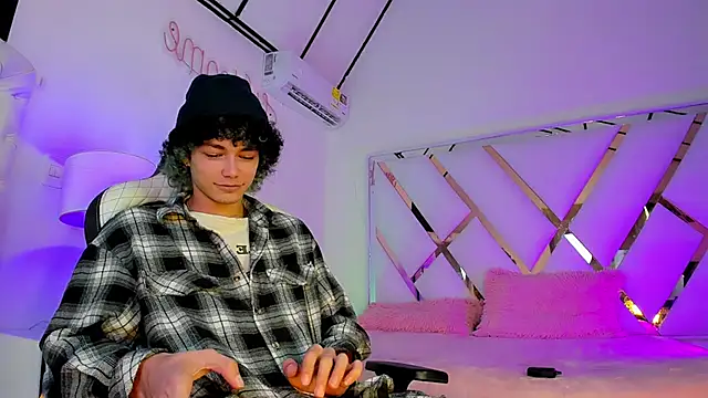 thanier 18 online show from 03/31/26, 07:25