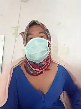 Snapshot of turbanlim07 chatting on 02/14/26, 03:14 turbanlim07 online show from 02/14/26, 03:14