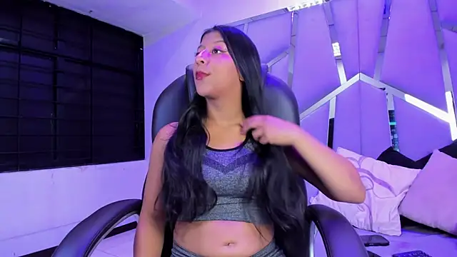 Vaneline2 online show from 03/21/26, 08:34