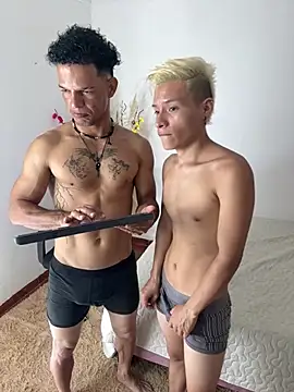 Snapshot of MaxyRyan chatting on 02/05/26, 01:05 MaxyRyan online show from 02/05/26, 01:05