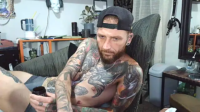 F D R  online show from 05/26/26, 04:03