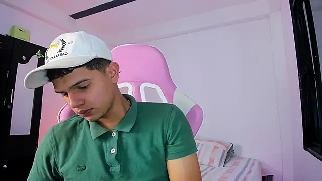 Snapshot of Adrian_Prime_ chatting on 02/16/26, 06:59 Adrian Prime online show from 02/16/26, 06:59