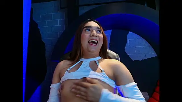 Snapshot of TSExoticFuck chatting on 02/07/26, 03:32 TSExoticFuck online show from 02/07/26, 03:32