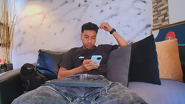 Max Hornye online show from 03/27/26, 06:51