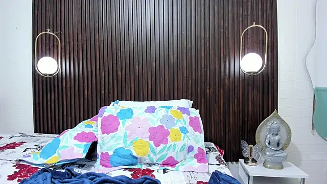 VictoriiaCarsoon online show from 02/08/26, 12:08