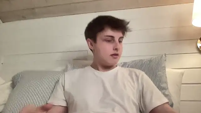 Snapshot of NoahhSkye chatting on 02/03/26, 10:48 NoahhSkye online show from 02/03/26, 10:48