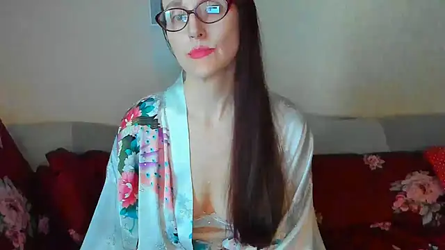 Snapshot of beddable_woman chatting on 05/12/26, 02:30 beddable woman online show from 05/12/26, 02:30