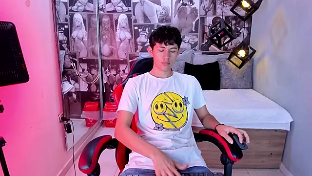 Christian Foxx online show from 04/14/26, 01:28