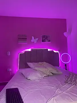 SofiaSiren online show from 03/31/26, 02:02